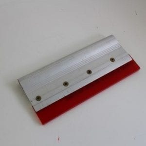 מגב מחזיק עץ/ מתכת גודל 24 ס"מ